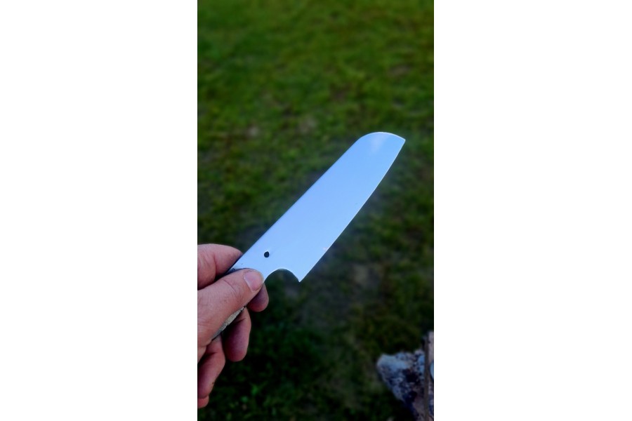 Santoku Şef Bıçağı: Mutfakta Gücünüzü Artırın