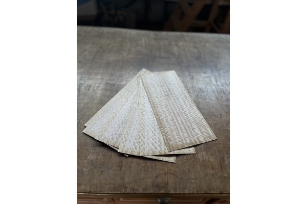 0.5mmx18cmx39cm Okaliptüs Bej