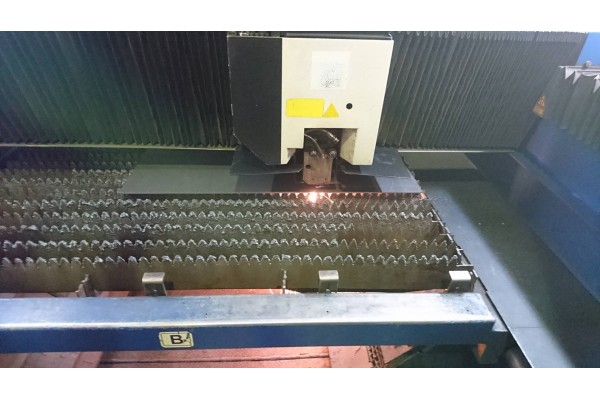 N690 3mmx50mmx100cm Bıçak Çeliği