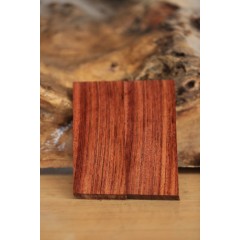 1cmx4cmx13cm Gül Ağacı Kabza 1 Çift